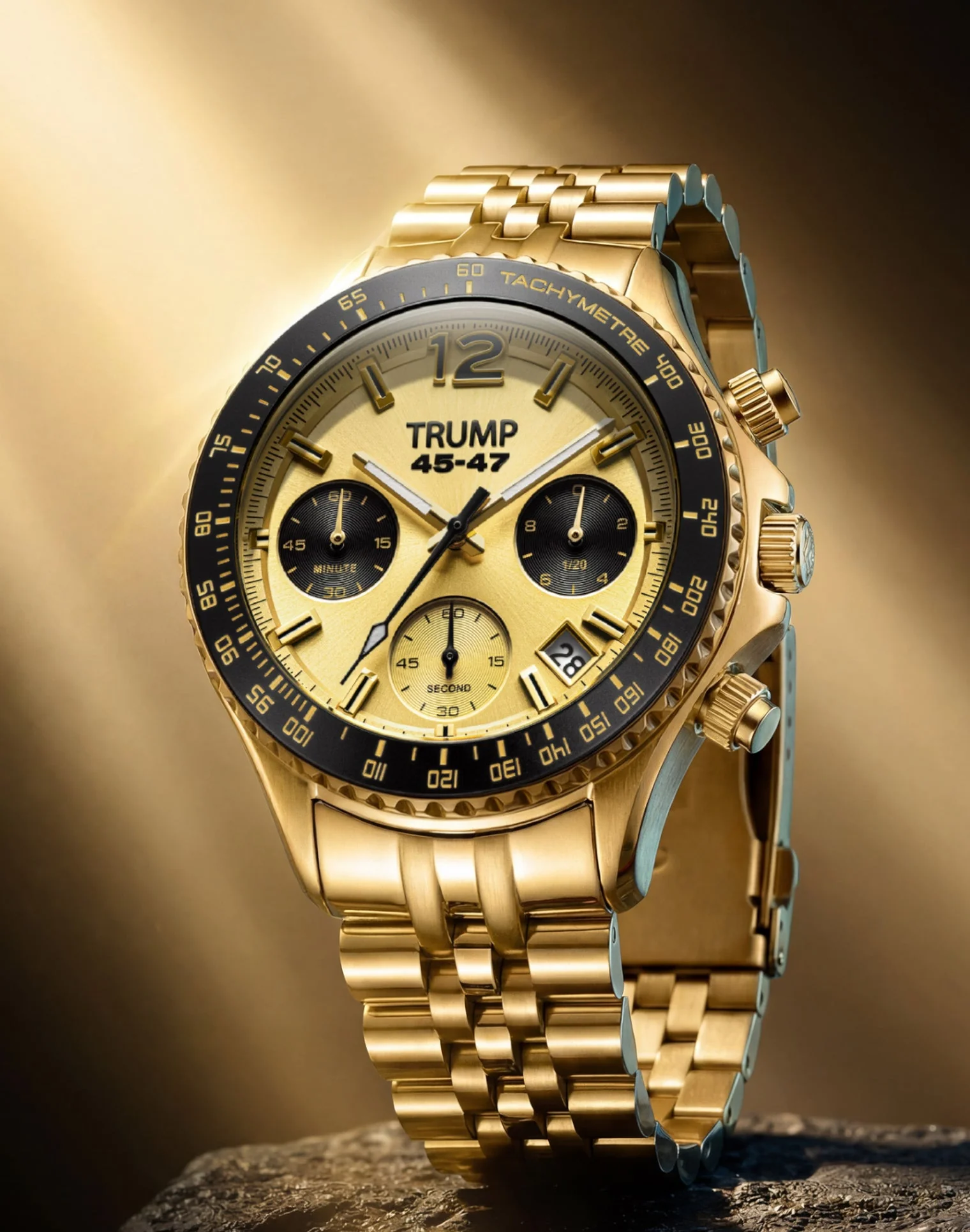 Fight Fight Fight Chronograph Gold Tone - Image 4